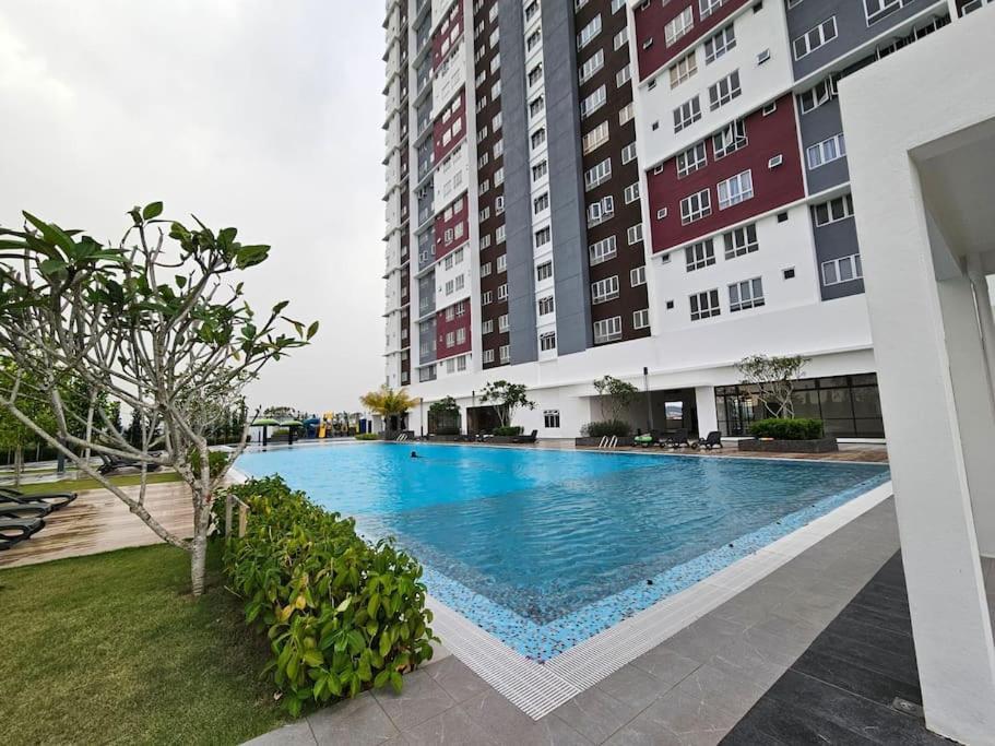 3 Bedrooms Vivavibes At Ostia Bangi Next Bangi Toll Bandar Baru Bangi