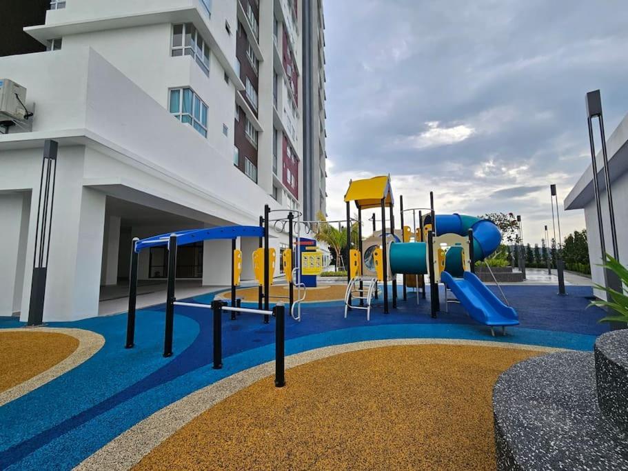 3 Bedrooms Vivavibes At Ostia Bangi Next Bangi Toll Apartment Bandar Baru Bangi