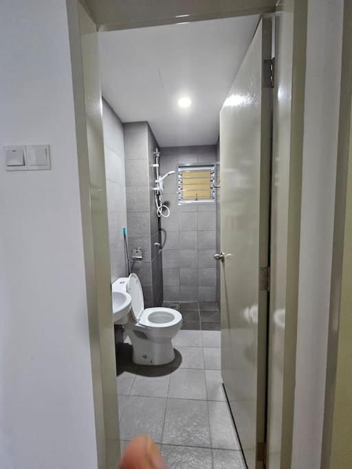 3 Bedrooms Vivavibes At Ostia Bangi Next Bangi Toll