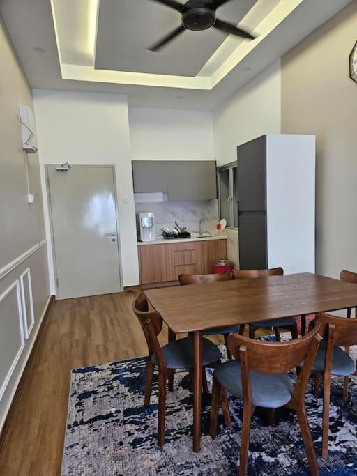 Apartment 3 Bedrooms Vivavibes At Ostia Bangi Next Bangi Toll *